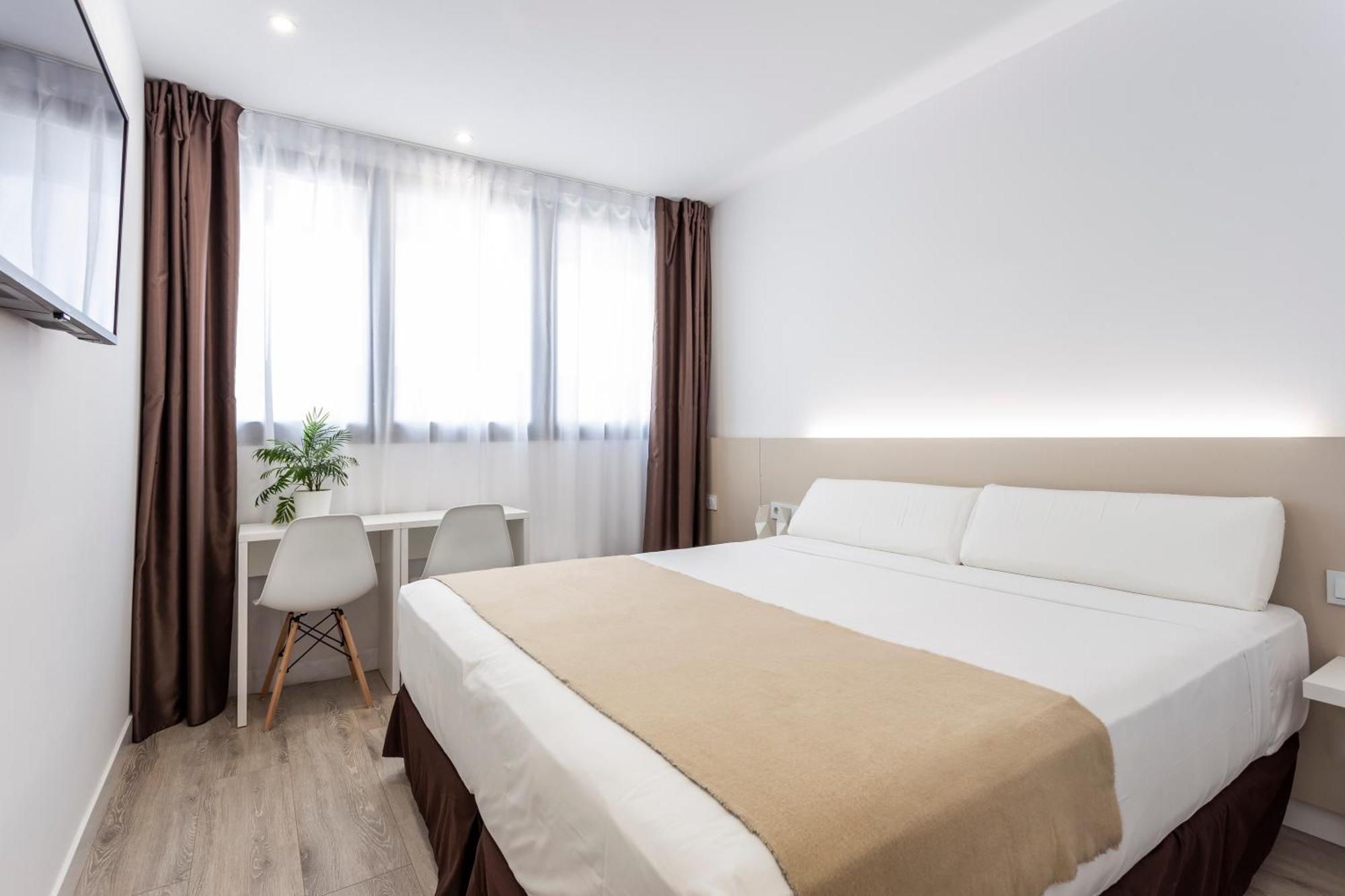 Hotel Bestprice Alegria Madrid Exteriör bild