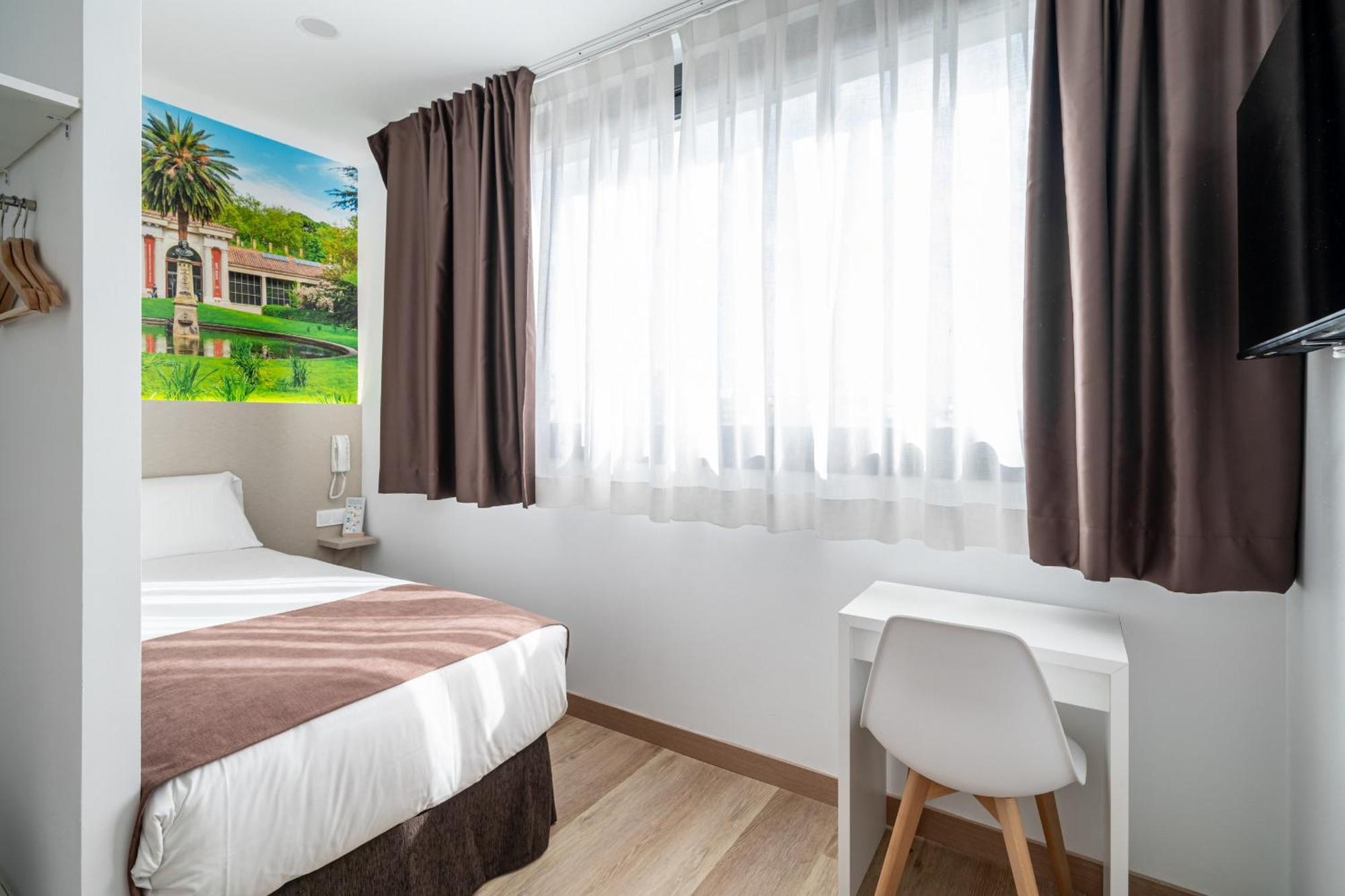 Hotel Bestprice Alegria Madrid Exteriör bild